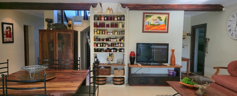 6 Bedroom Property for Sale in Franskraal Western Cape